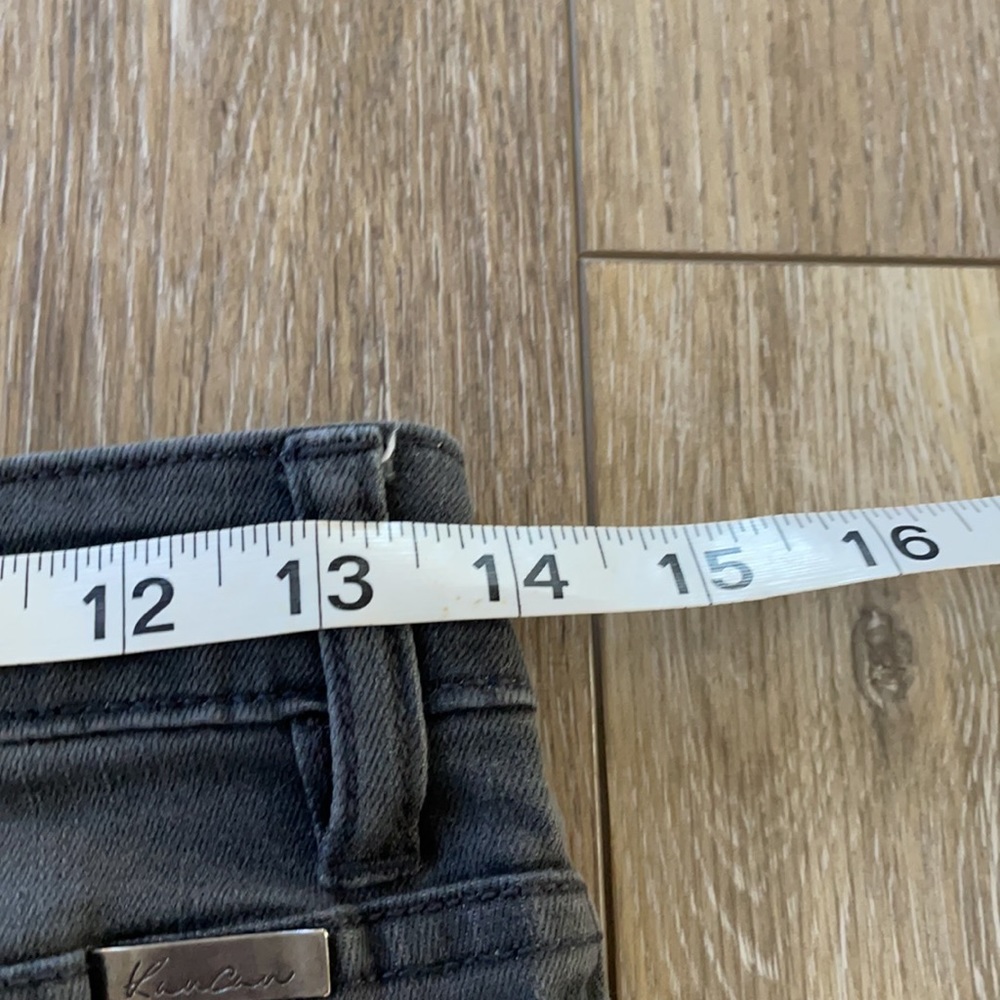 Pants - Picture 9 of 10